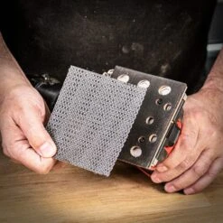 AB/QTR/80M - Mesh 1/4 Sanding Sheet 5pc 115mm X 115mm 80 Grit -ToolMaster Shop 5027654070086 ab qtr 80m feat6