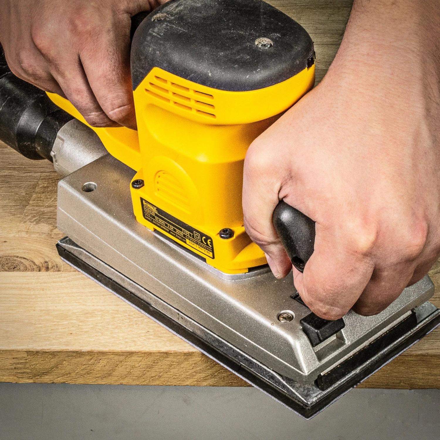 AB/HLF/40Z - Zirconium 1/2 Sheet Sanding Sheet 10pc 115mm X 230mm 40 Grit 9 AB/HLF/40Z - Zirconium 1/2 Sheet Sanding Sheet 10pc 115mm X 230mm 40 Grit - Image 7