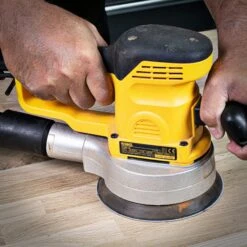 AB/150/80Z/B - Zirconium Random Orbital Sanding Disc 50pc 150mm 80 Grit -ToolMaster Shop 5027654072004 ab 150 80z b feat7