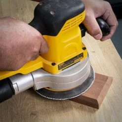 AB/150/80M/B - Mesh Random Orbital Sanding Disc 50pc 150mm 80 Grit -ToolMaster Shop 5027654072080 ab 150 80m b feat6