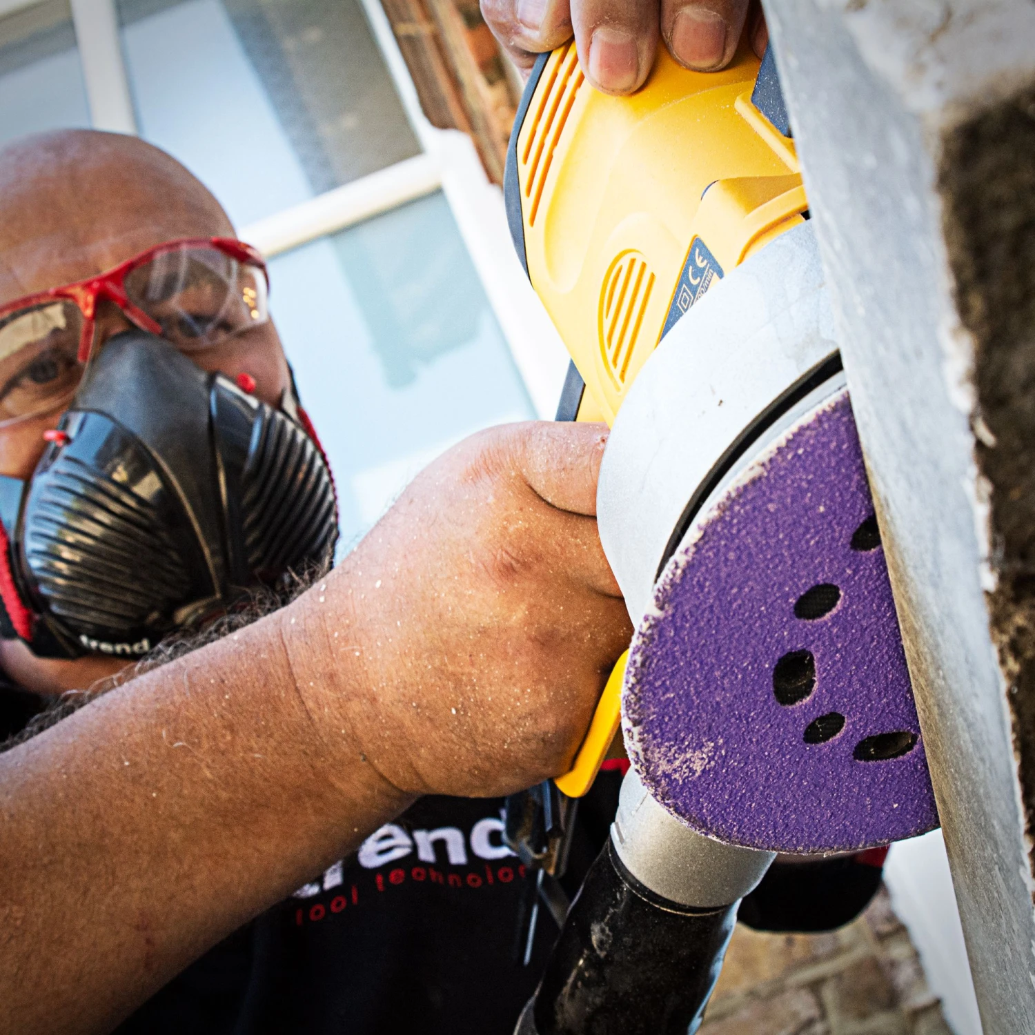 AB/150/240A - Aluminium Oxide Random Orbital Sanding Disc 240 Grit 150mm 10pc 8 AB/150/240A - Aluminium Oxide Random Orbital Sanding Disc 240 Grit 150mm 10pc - Image 6