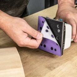 AB/QTR1/240A - Aluminium Oxide 1/4 Sheet Sanding Sheet 240 Grit 114mm X 110mm 10pc -ToolMaster Shop ab qtr1 240a feat2