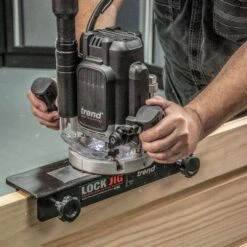 T12EK/EURO - 2300W 12mm Variable Speed Plunge Router 230V EU -ToolMaster Shop t12ek euro feat3