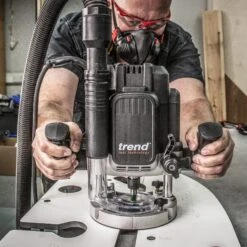 T14EK/EURO - 2300W 12mm Dual-Mode Plunge Router 230V EU -ToolMaster Shop t14ek feat12 1