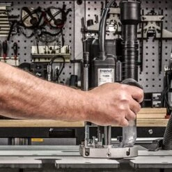 T14EK/EURO - 2300W 12mm Dual-Mode Plunge Router 230V EU -ToolMaster Shop t14ek feat15 1