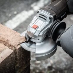 T18S/AG115B - T18S 18V Brushless 115mm Angle Grinder (Bare Tool) - UK & Eire Sale Only -ToolMaster Shop t18s ag115b feat9