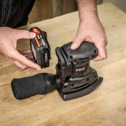 T18S/BA2A - T18S 18V 2Ah TXLI Battery - UK & Eire Sale Only -ToolMaster Shop t18s ba2a feat3 3