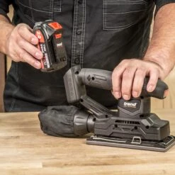 T18S/BA2A - T18S 18V 2Ah TXLI Battery - UK & Eire Sale Only -ToolMaster Shop t18s ba2a feat5 4