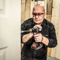 T18S/BA2A - T18S 18V 2Ah TXLI Battery - UK & Eire Sale Only -ToolMaster Shop t18s ba2a feat7 4