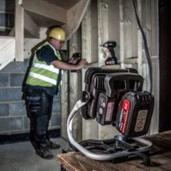 T18S/SLB - T18S 18V LED Area Light (Bare Tool) - UK & Eire Sale Only -ToolMaster Shop t18s slb feat11 4