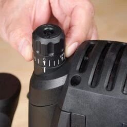 T7EK - 2100W ½ Inch Variable Speed Plunge Router 240V UK -ToolMaster Shop t7ek feat11