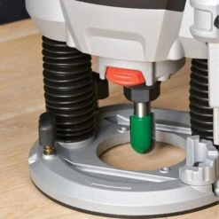 T7EK/EURO - 2100W 12mm Variable Speed Plunge Router 230V EU -ToolMaster Shop t7ek feat12 1